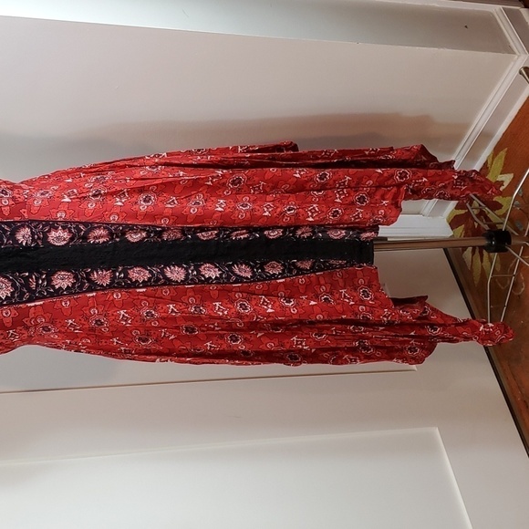 Lola P handkerchief dress - S - Picture 2 of 9